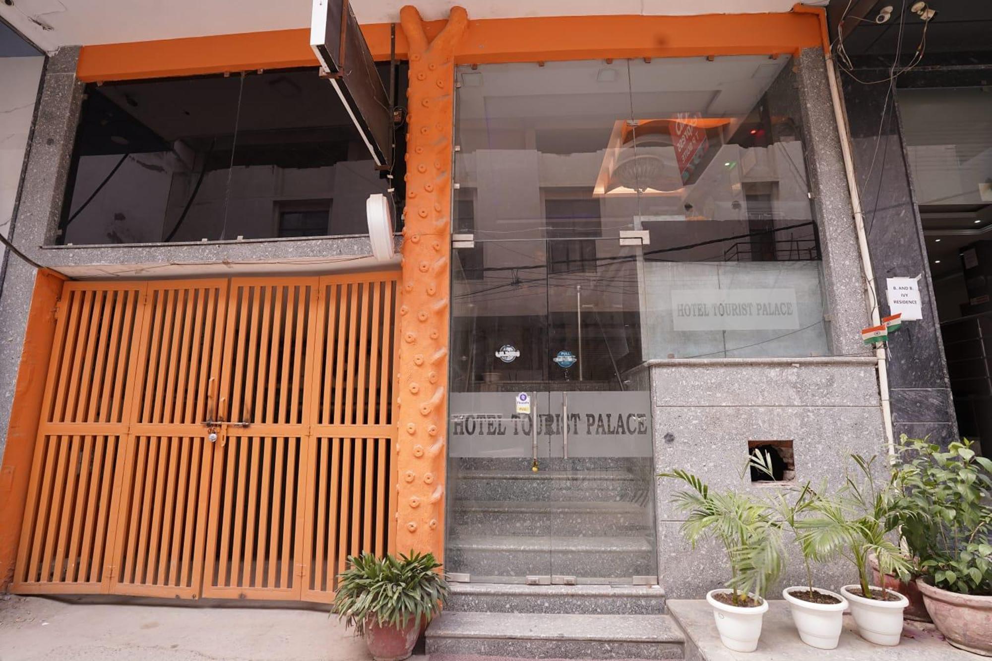 Hotel Tourist Palace Nova Deli Exterior foto